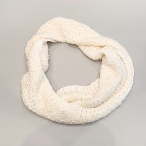 LOFT Womens Cream Thick Loop Wool Scarf, Knit Style, One Size